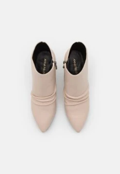 Anna Field Korte Laarzen - Beige -Anna Field Verkoopwinkel 24d56426afbf4c7aab266a44ce48f8cc