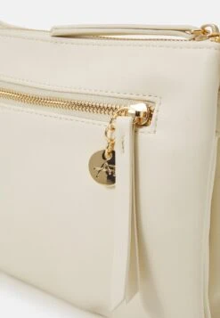 Anna Field Schoudertas -Off White -Anna Field Verkoopwinkel 3b814a91c20447ee81ef00bbb500f8aa